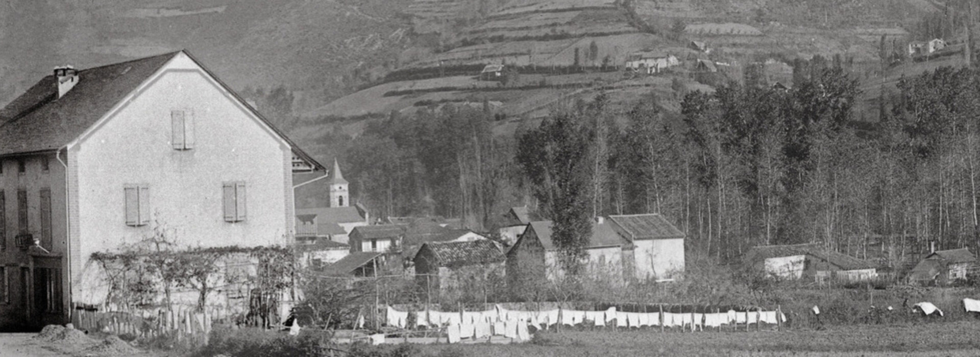 Découvrez l'Histoire du village de Soueix-Rogalle